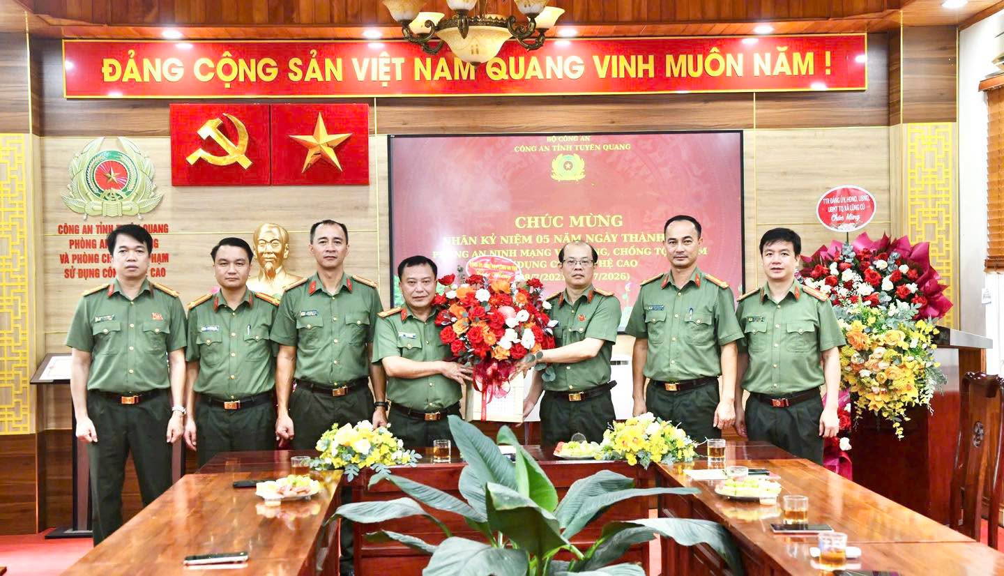 ALBUM KỶ NIỆM 05 NĂM THÀNH LẬP PHÒNG PA05
