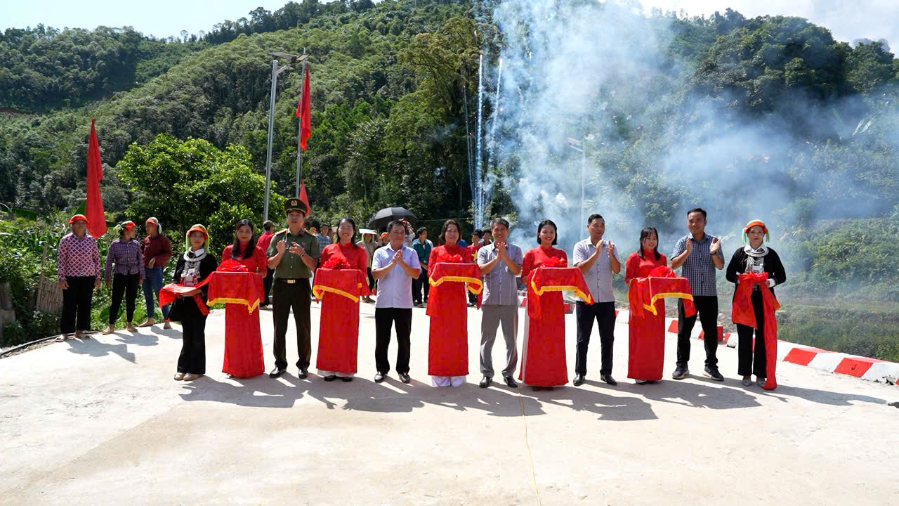 PHÒNG AN NINH MẠNG VÀ PHÒNG CHỐNG TỘI PHẠM SỬ DỤNG CÔNG NGHỆ CAO HƯỞNG ỨNG PHONG TRÀO THI ĐUA "BA NHẤT" – CHUNG TAY XÂY DỰNG CÔNG TRÌNH AN SINH XÃ HỘI
