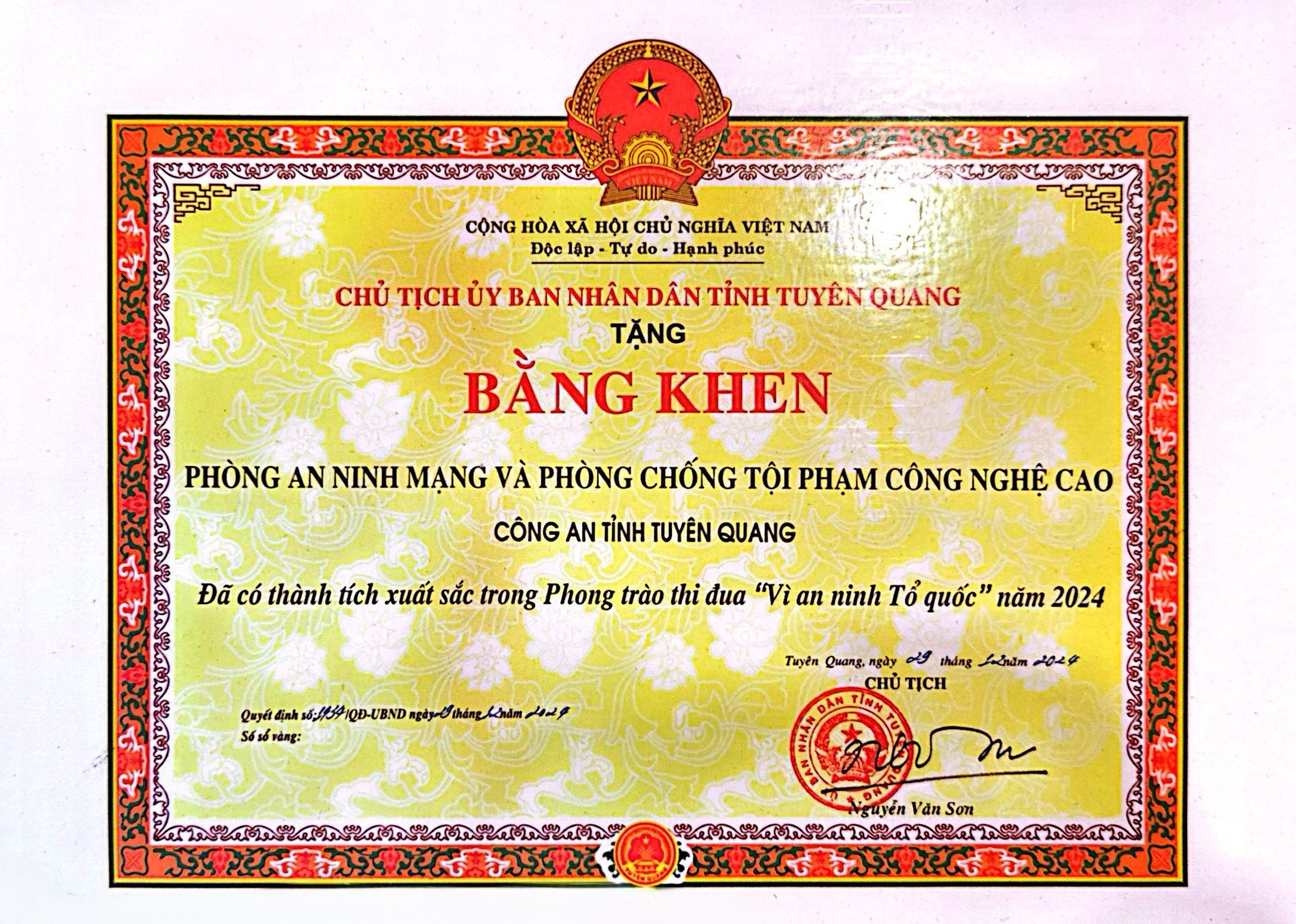 Bằng khen của Chủ tịch Ủy ban nhân dân tỉnh Tuyên Quang tặng Phòng PA05