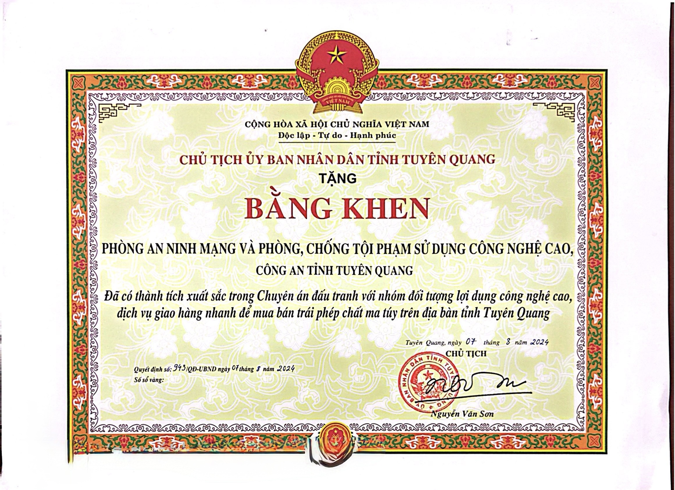 Bằng khen của Chủ tịch Ủy ban nhân dân tỉnh Tuyên Quang trao tặng